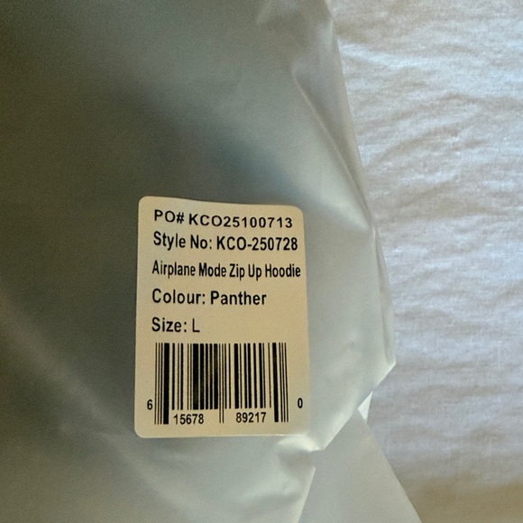 Comfrt Airplane Mode Zip-Up Hoodie and Joggers SET Panther Large - Picture 15 of 16